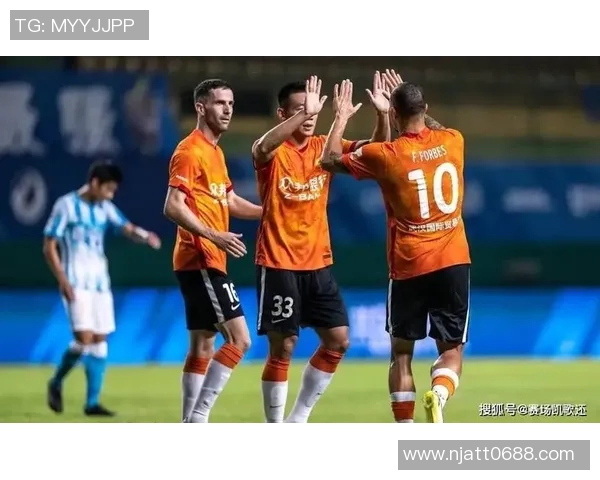 布兰与桑内斯的激烈对决谁能在赛场上笑到最后