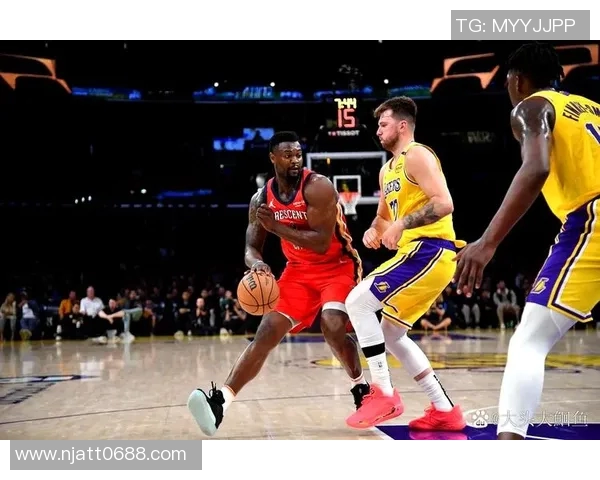 湖人对阵鹈鹕精彩回放最新战况分析与比赛亮点总结