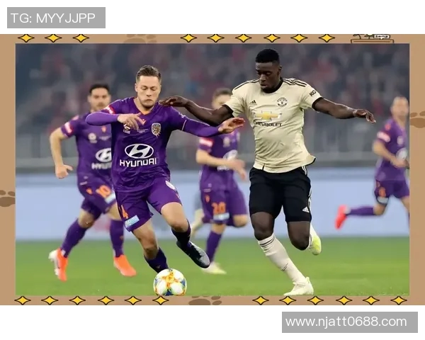 波斯光荣与西部联阵容对比分析揭示球队实力与战术特点 波斯光荣与西部联阵容对比分析揭示球队实力与战术特点