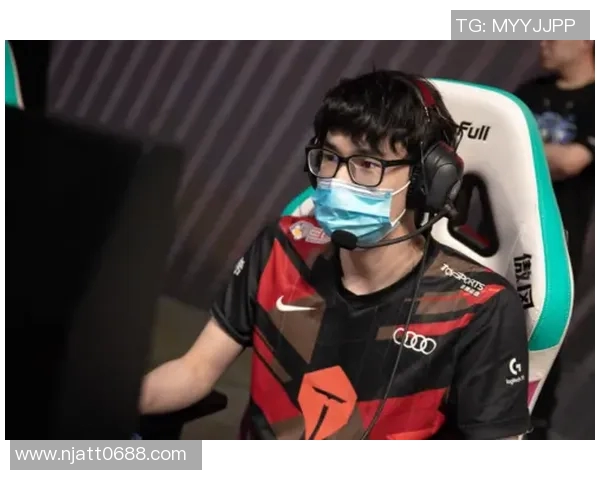 华雷斯与普马斯激战正酣谁能在这场对决中笑到最后