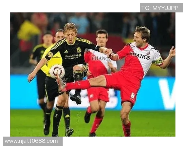 乌德勒与费耶诺德激战正酣谁能在这场对决中笑到最后