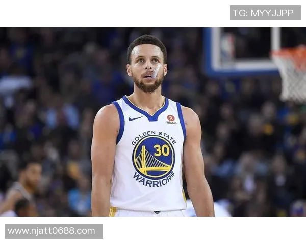 库里三分大赛决赛创纪录连中20球夺冠震惊全场