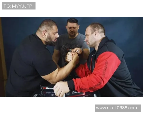 德文扳与丹尼斯的巅峰对决谁将赢得最终荣耀 德文扳与丹尼斯的巅峰对决谁将赢得最终荣耀