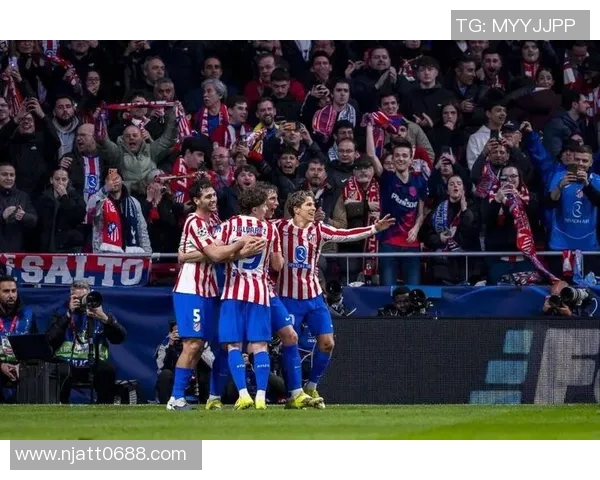 热刺与巴萨激战成和双方在友谊赛中展现精彩表现与战术博弈 热刺与巴萨激战成和双方在友谊赛中展现精彩表现与战术博弈