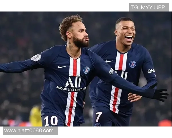 红星与利文斯的激烈对决揭示了足球战术的新趋势与球队实力的较量