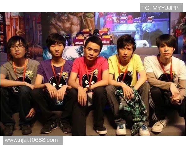 WE战队以54分领跑世界大师赛积分榜展现强劲实力